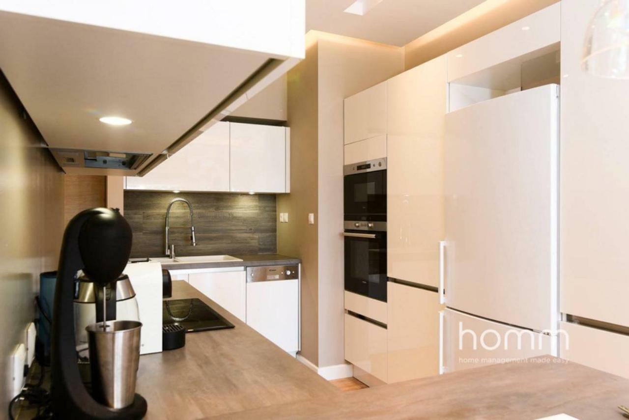 142M² Bright Alimos Apartment With Marina View Екстер'єр фото
